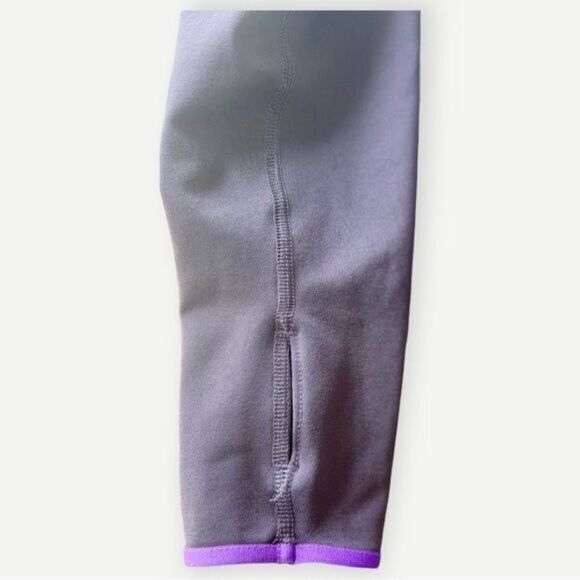 Nike Dri-Fit Long Sleeve Purple Pullover Cowlneck Top with Thumb Holes. Small. - Picture 6 of 10